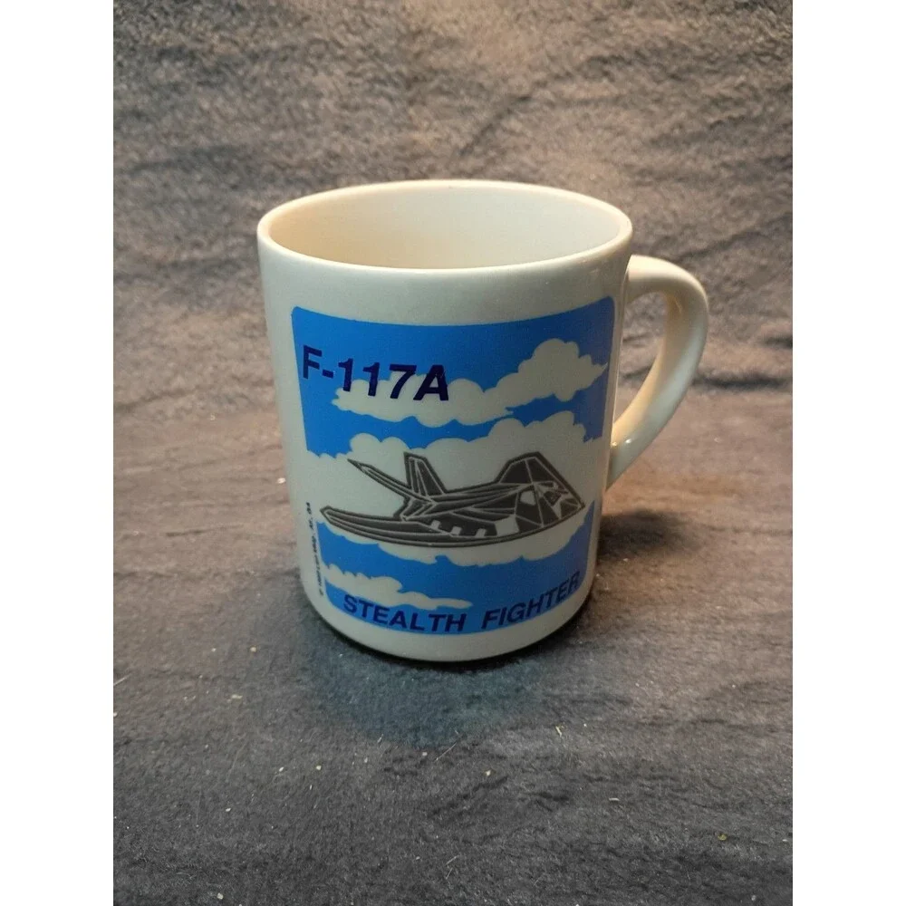 Vintage Lockheed F-117A Stealth Fighter Heat Change Coffee Mug Radar Stealth
